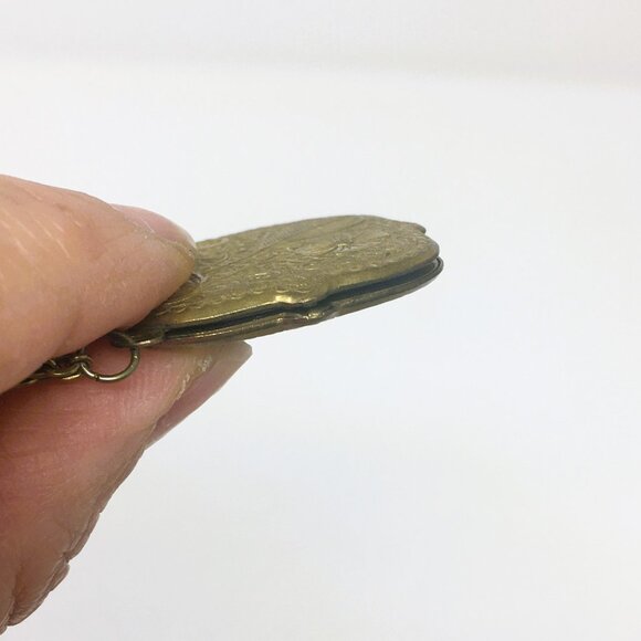 Vintage Hexagonal Ornate Floral Embossed Brass Locket Choker Necklace - Picture 10 of 16